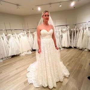 Essence of Australia D3520 wedding gown